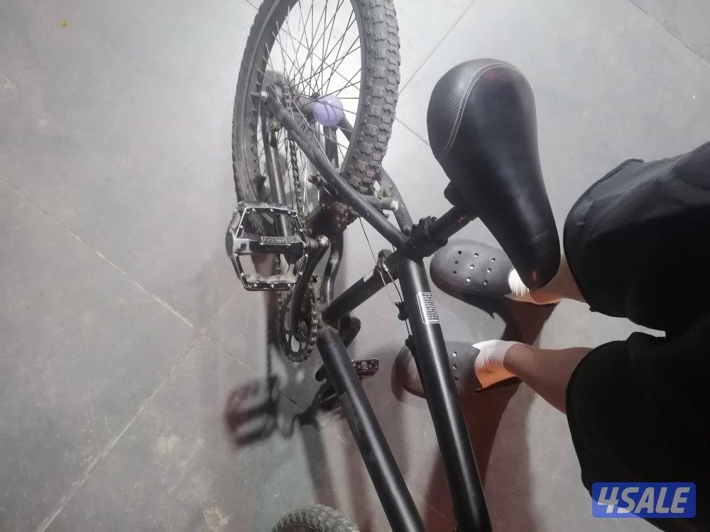 عجله bmx بحاله جيده مستعمل اخر سعر في28🌹♥️2