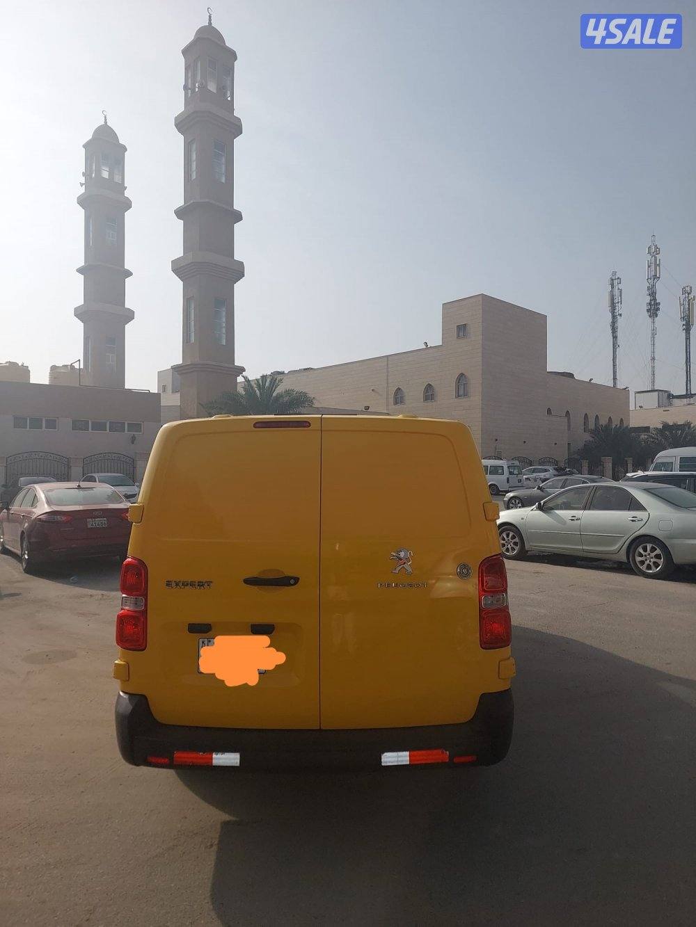 بيجو إكسبريت 20223