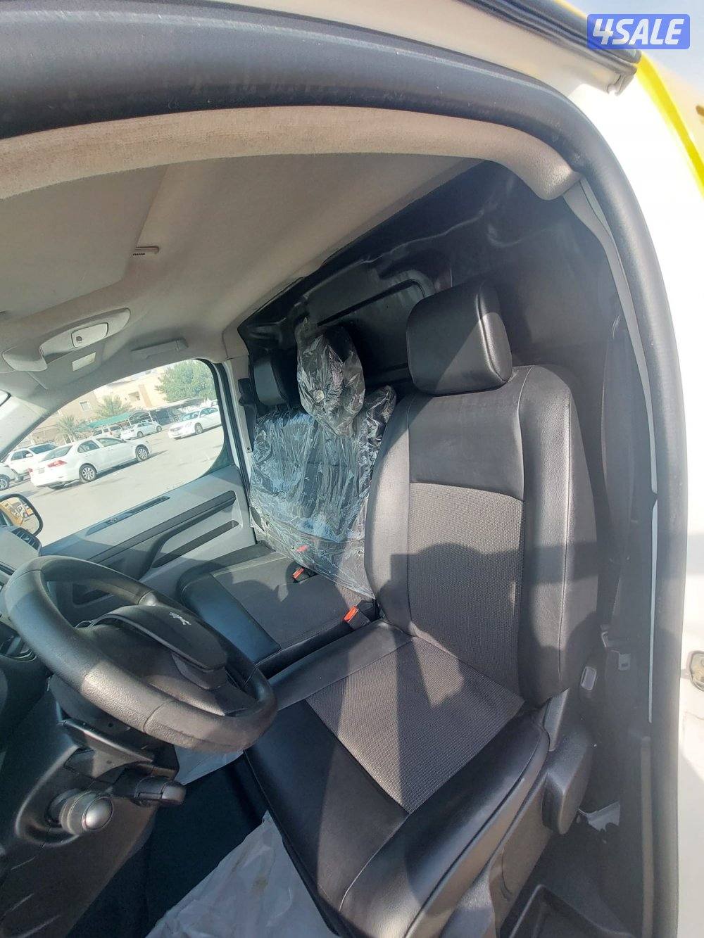 بيجو إكسبريت 20227