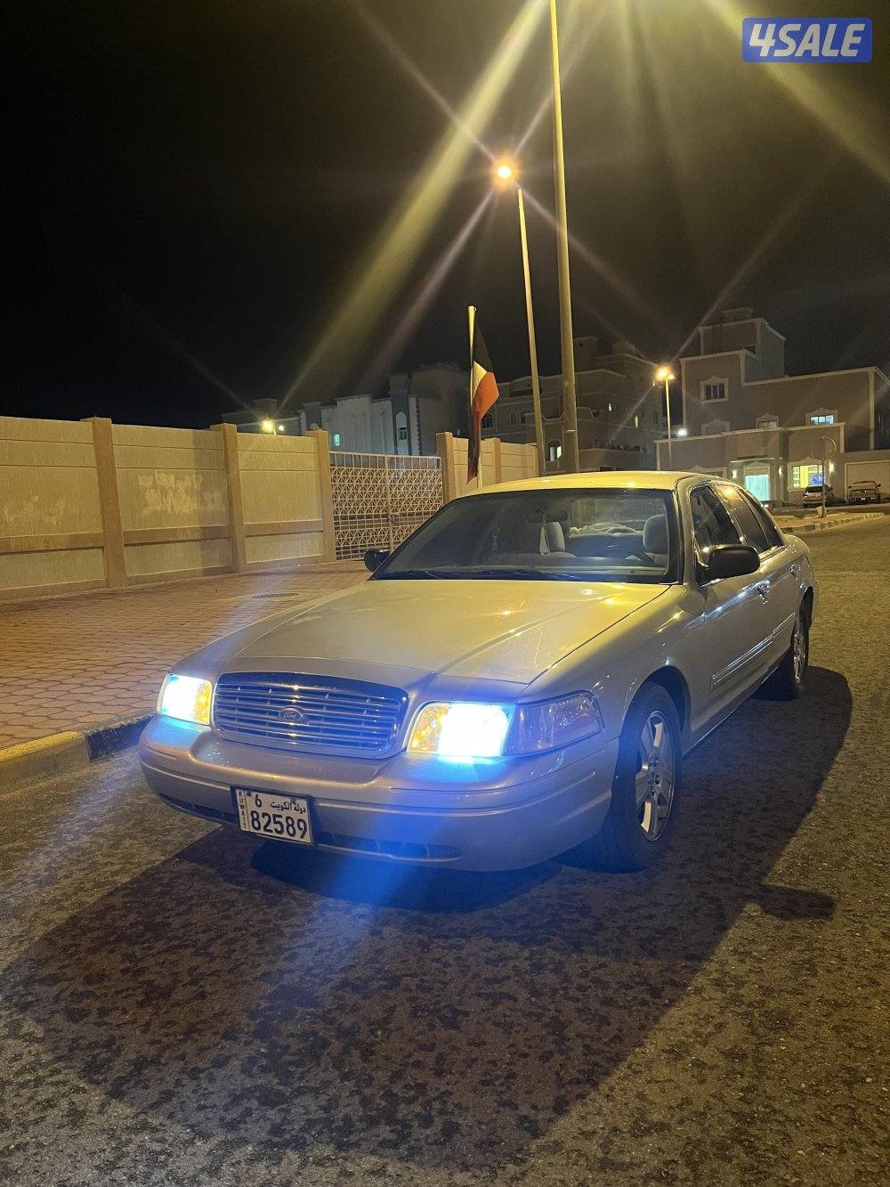 فورد فكتوريا ٢٠١٠0