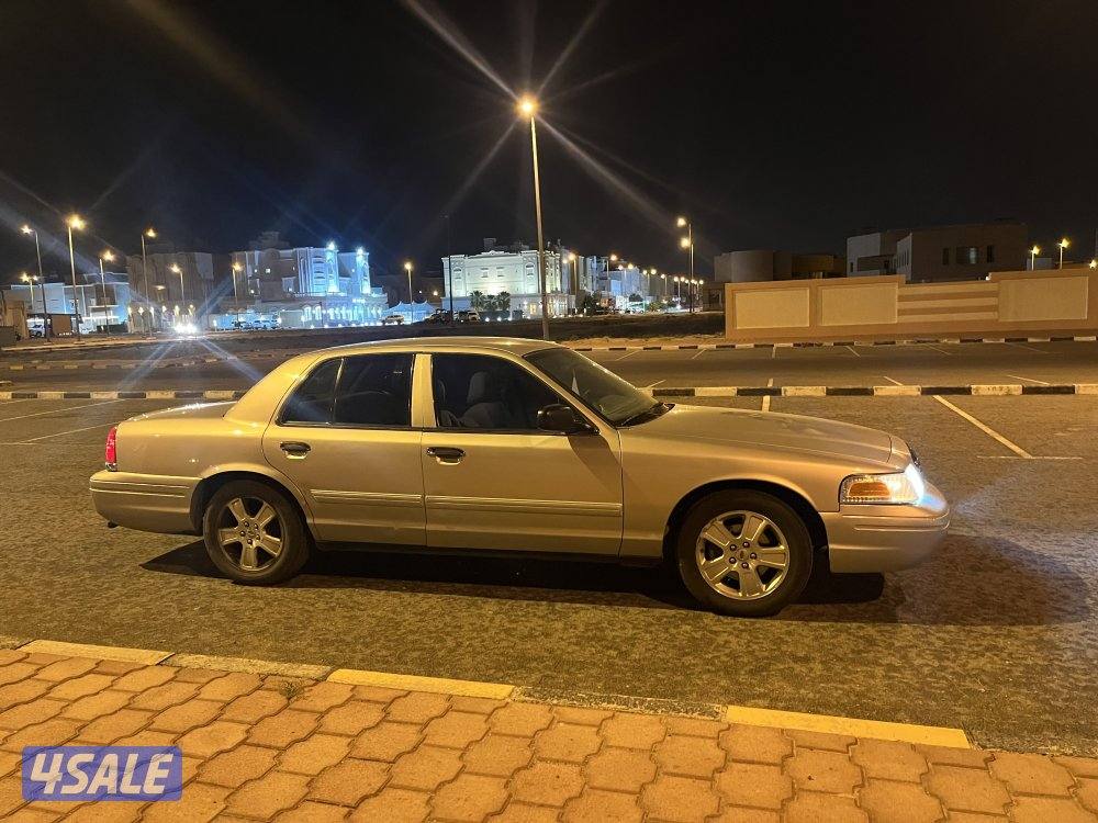 فورد فكتوريا ٢٠١٠4