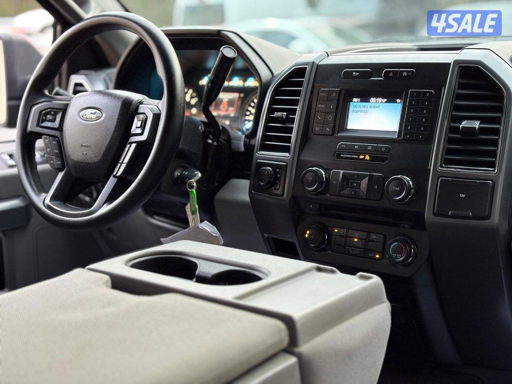 للبيع وانيت فورد F150 Xlt 4×4 موديل 20187