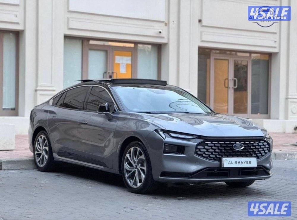 للبيع فورد تورس تيتانيوم أعلى فئه الفل موديل 20232