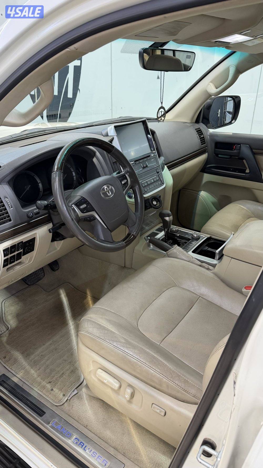 للبيع لاندكروزر تورينق7