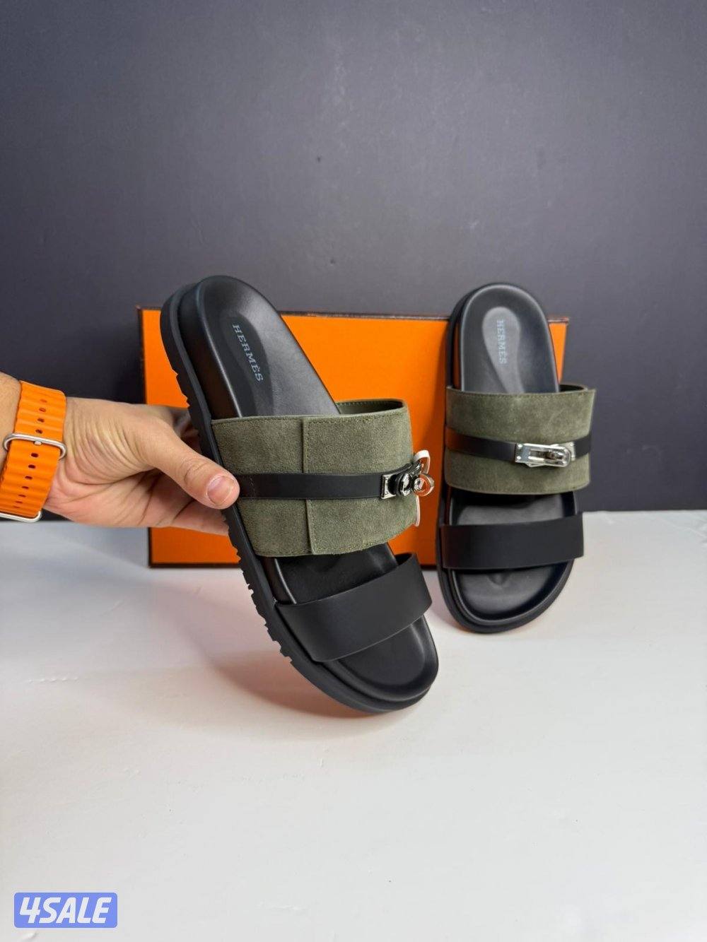 نفس الأصلي بالضبط ولاغلطه👌10