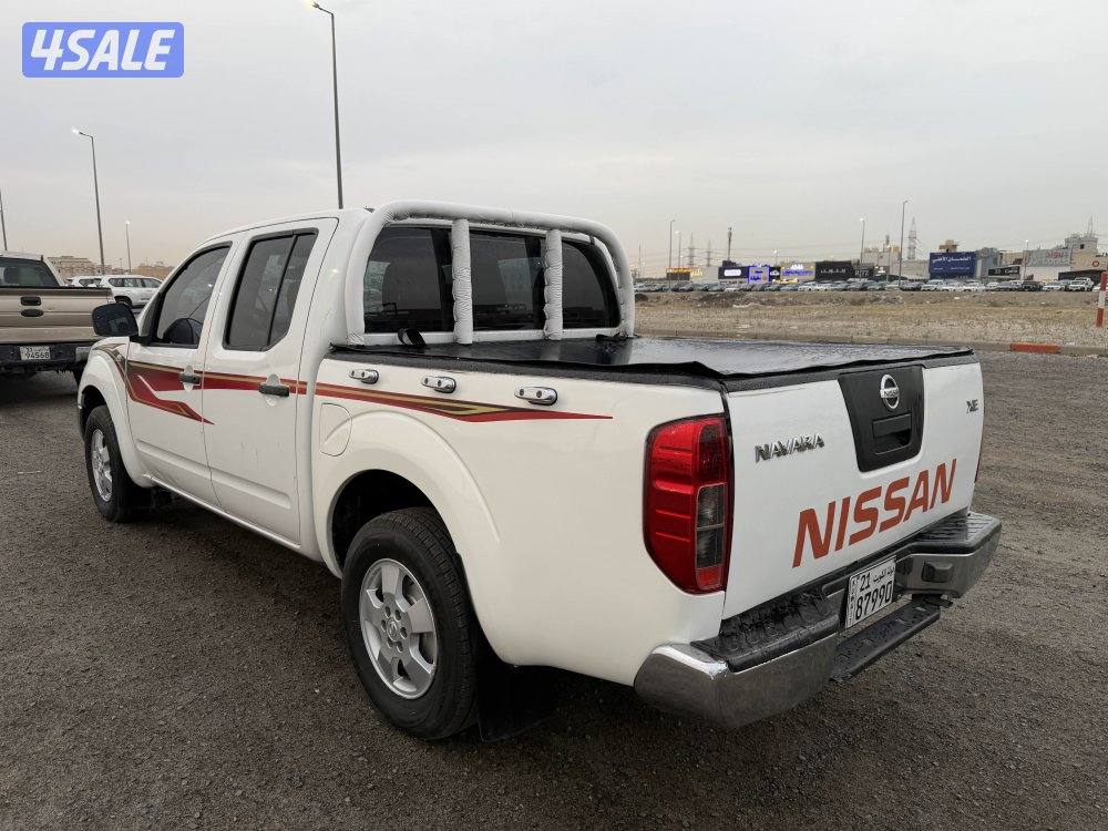 وانيت نافارا 2015 بحالة المصنع كالجديد1