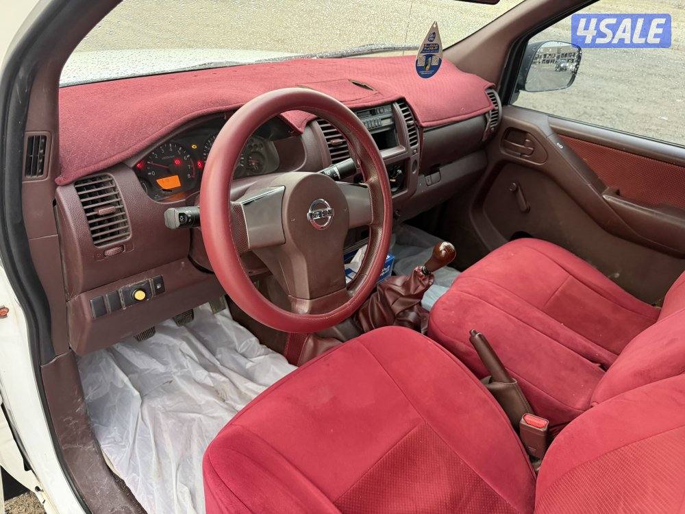 وانيت نافارا 2015 بحالة المصنع كالجديد3