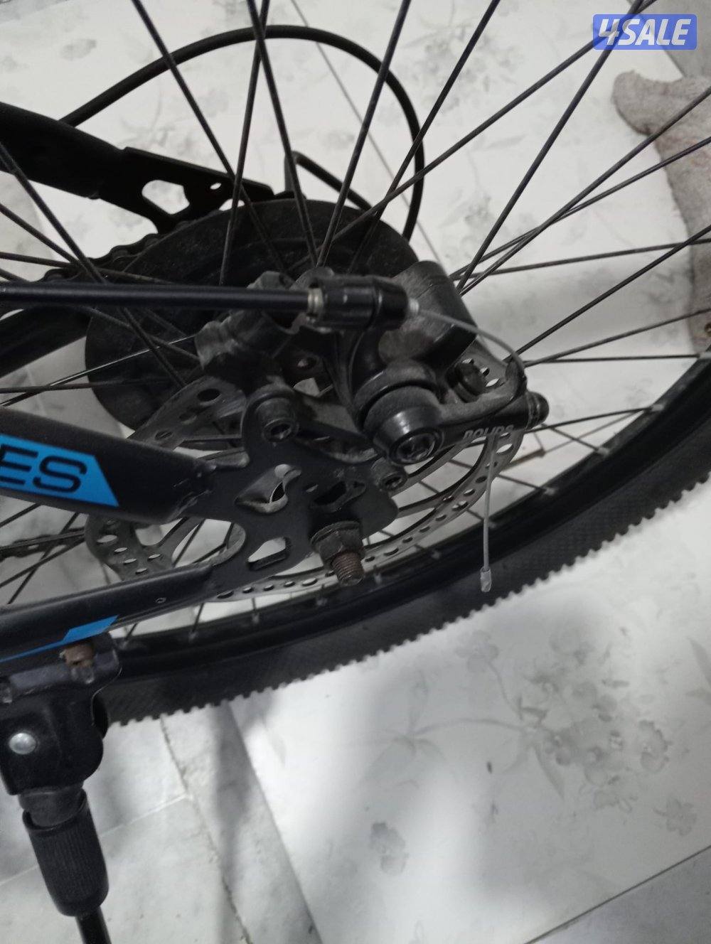 بسكليت نظيف جدا مستخدم خفيف ( شهرين فقط 🔴) للتواصل واتساب2