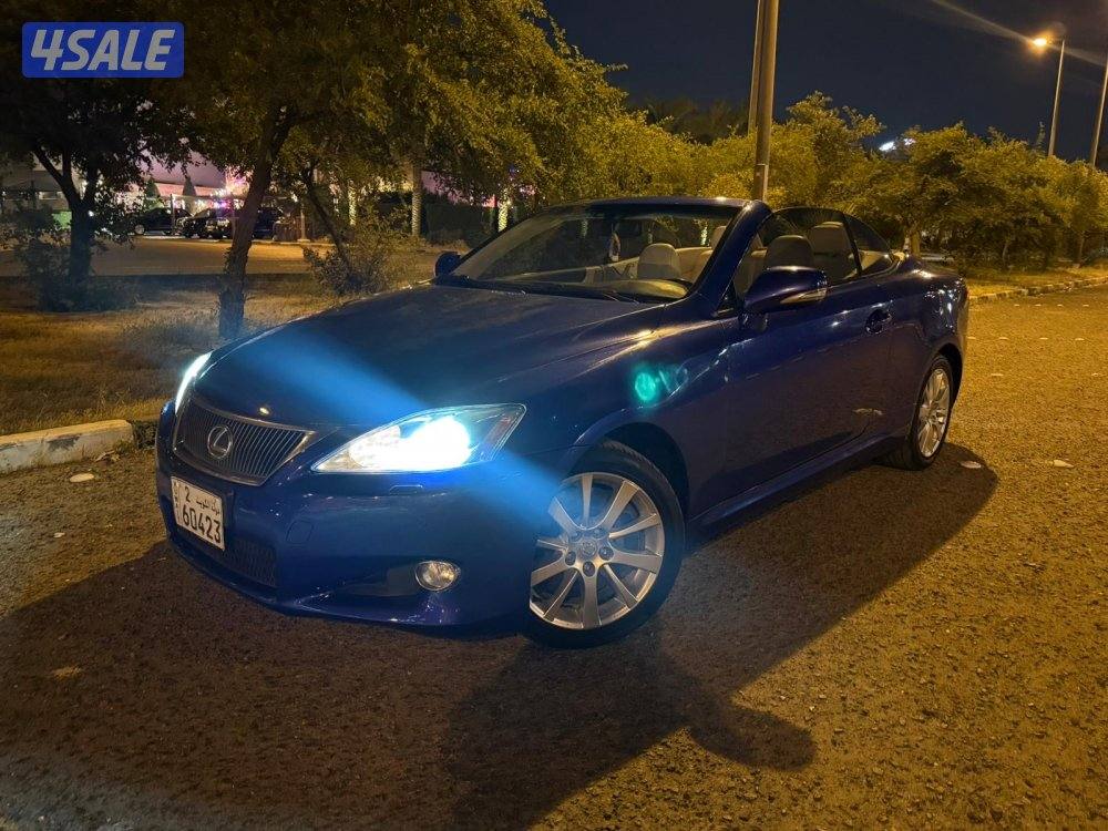 للبيع لكزس is300c كشف موديل ٢٠١٠ بحاله ممتازه شرط الفحص قير مكينه شاصي0