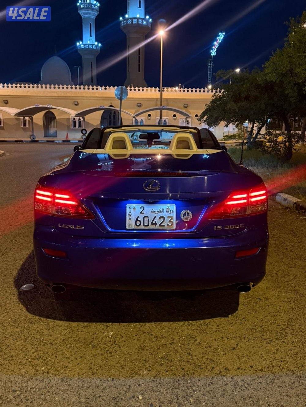 للبيع لكزس is300c كشف موديل ٢٠١٠ بحاله ممتازه شرط الفحص قير مكينه شاصي3