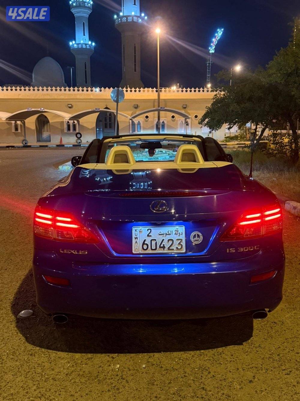 للبيع لكزس is300c كشف موديل ٢٠١٠ بحاله ممتازه شرط الفحص قير مكينه شاصي5