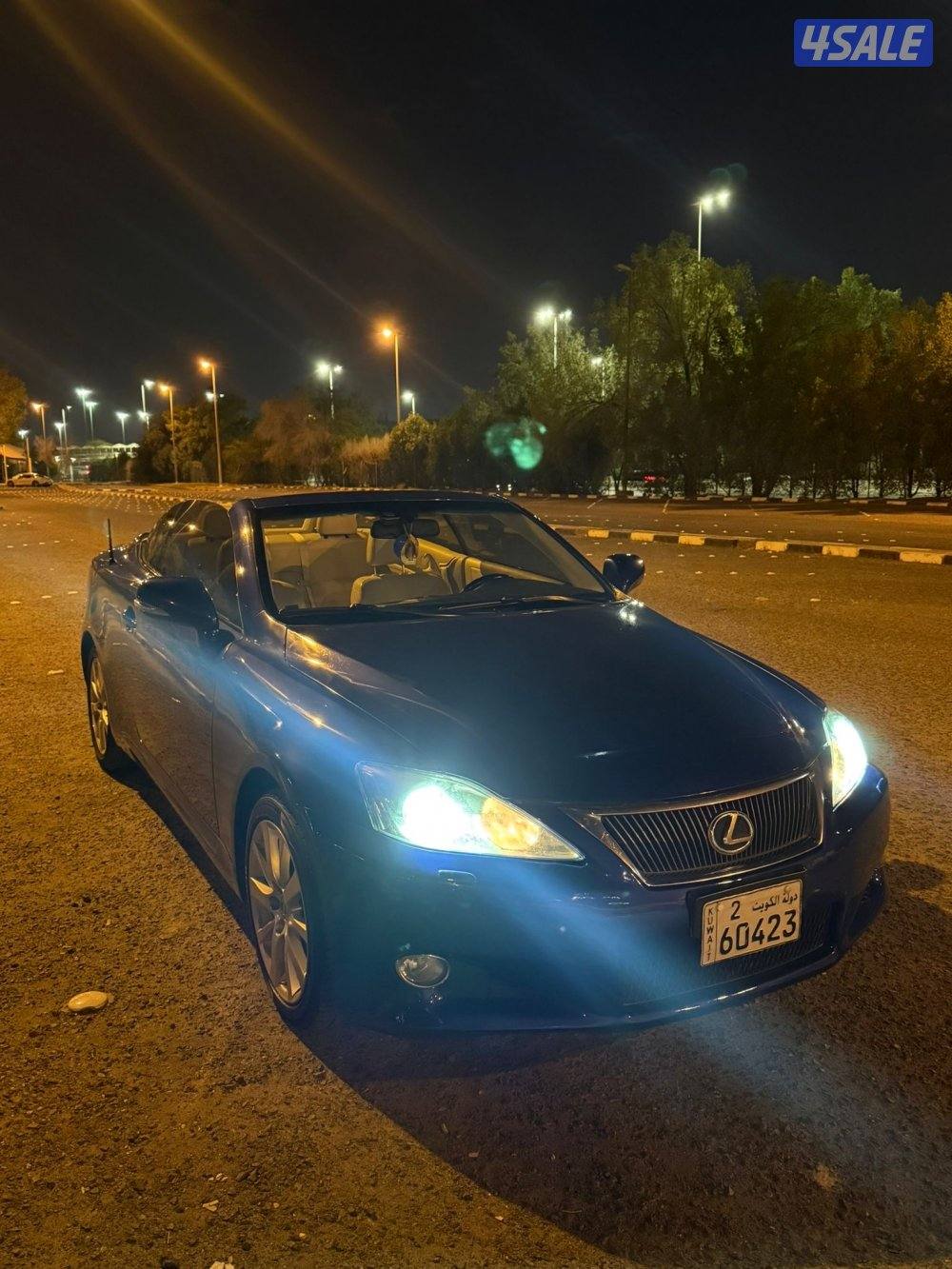 للبيع لكزس is300c كشف موديل ٢٠١٠ بحاله ممتازه شرط الفحص قير مكينه شاصي7