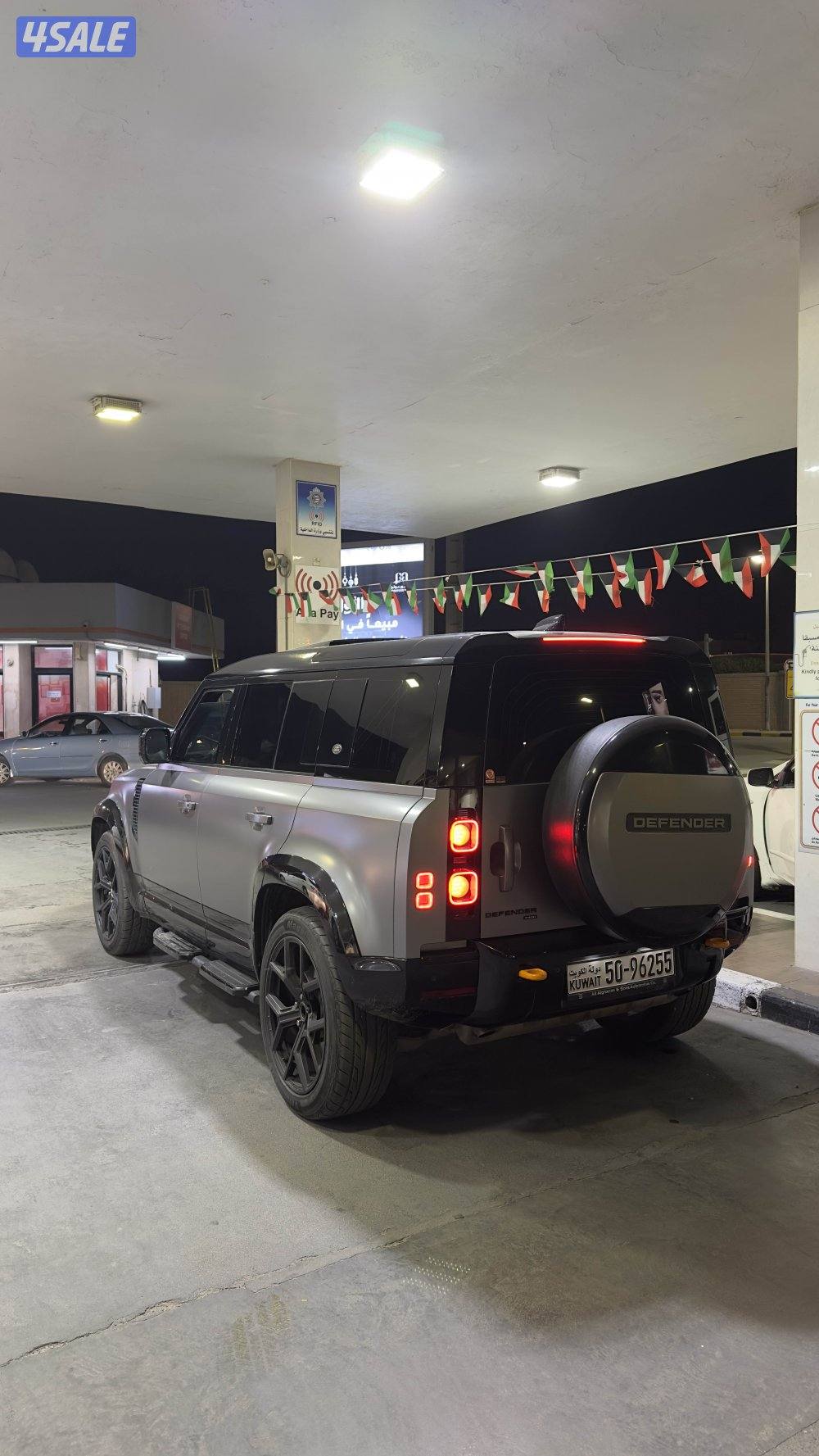 110 ديفندر شرط الفحص بالكامل اعلى فئه 6سلندر تبربو ماشي 176الف فقط.3