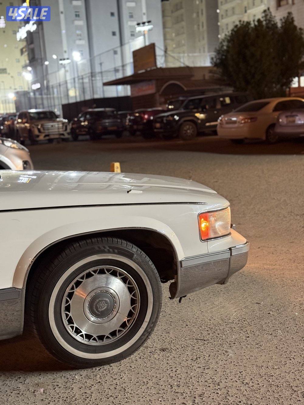 كاديلاك فليتوود بروقهام 19957