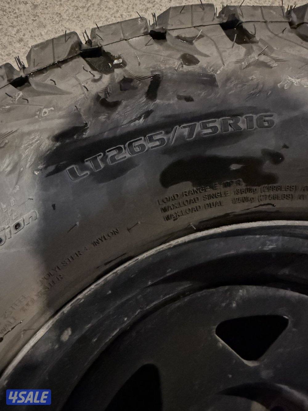 للبيع تواير نص حجري رج بليد3