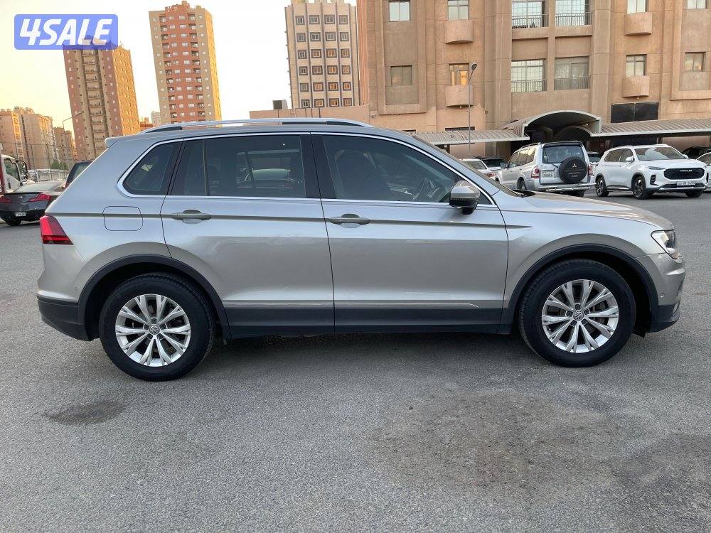 للبيع تيجوان بحالة الوكالة موديل 20193