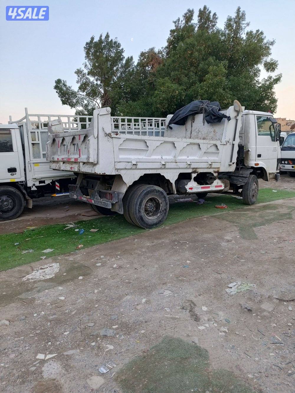 نساف رمل وصلبوخ وانقاض وسماد وتربه زراعيه واسفلت مع الشغل واسمنت0