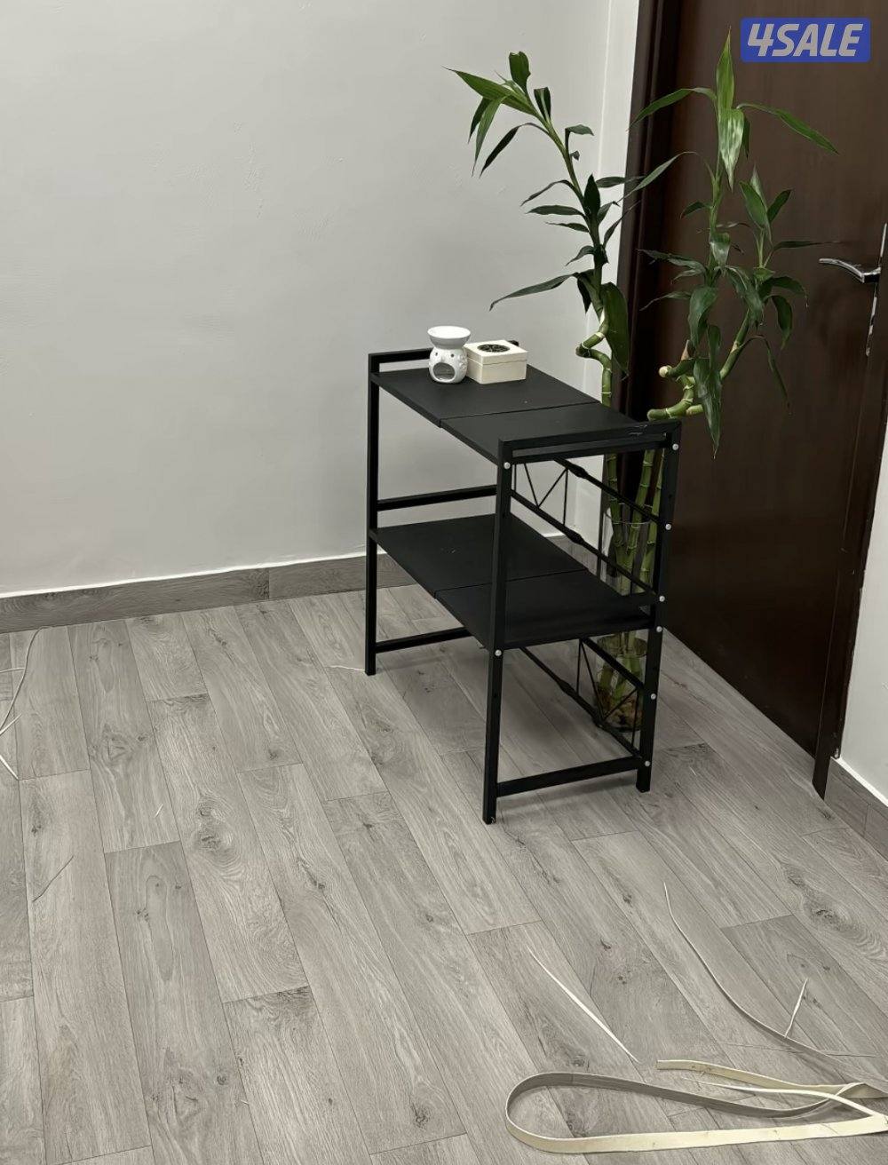 يوجد لدينا جميع انواع السجاد والباركيه رول13