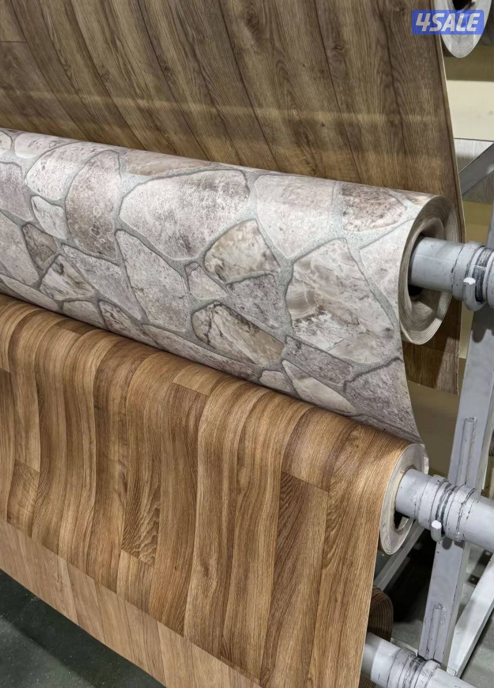 يوجد لدينا جميع انواع السجاد والباركيه رول1