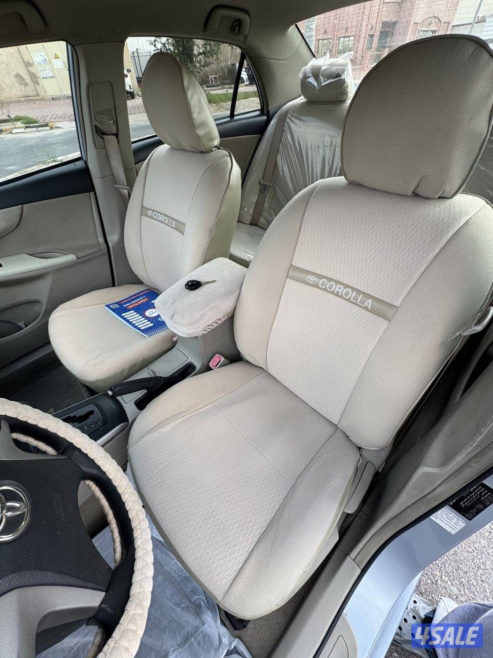 كورولا 2013 XL 1.6 بحالة ممتازة5