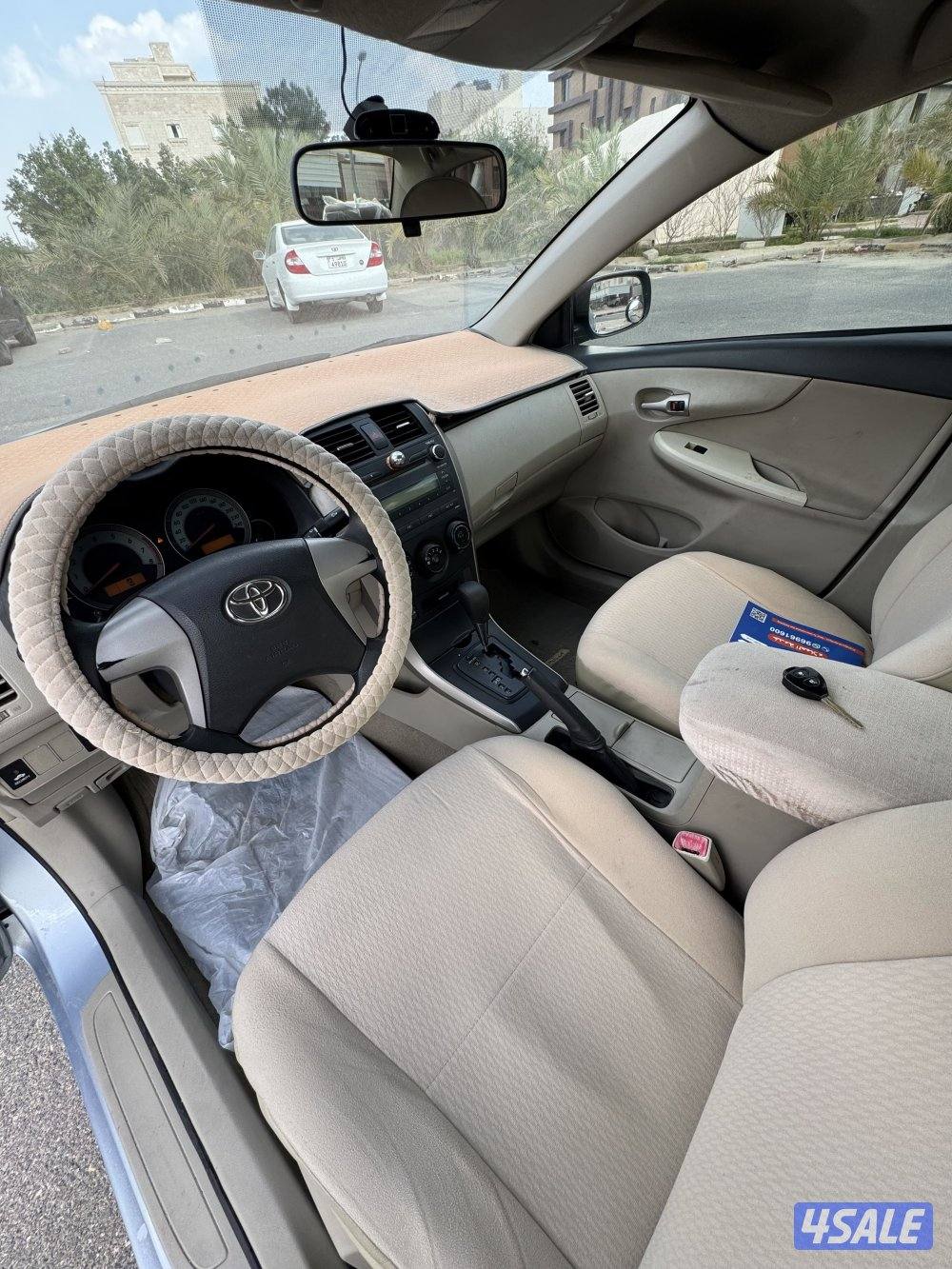 كورولا 2013 XL 1.6 بحالة ممتازة7