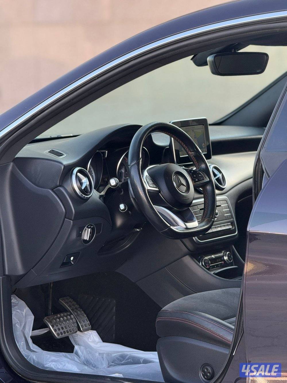 مرسيديس ٢٠١٥ بحاله ممتازه2