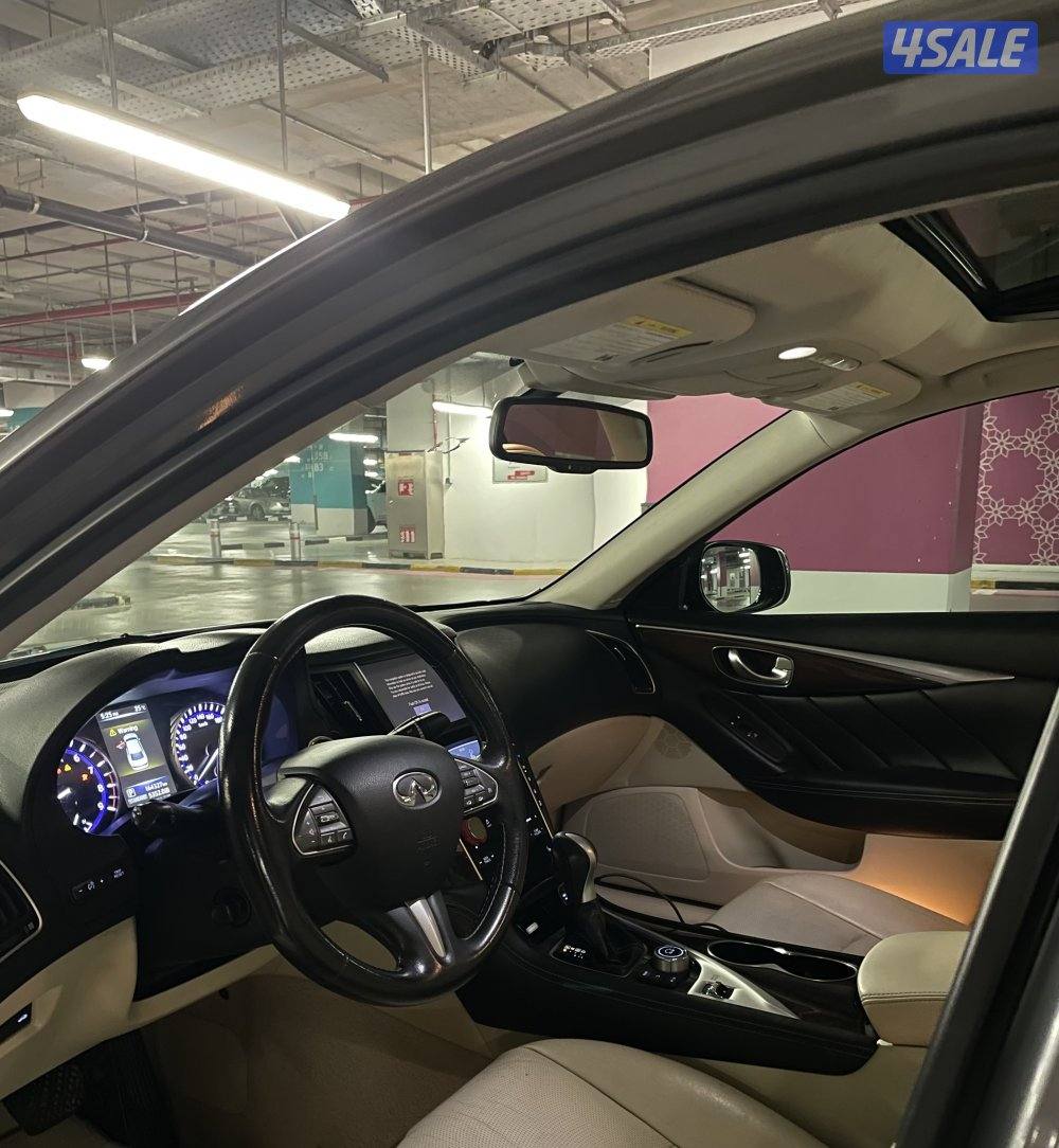 للبيع Q50 20165