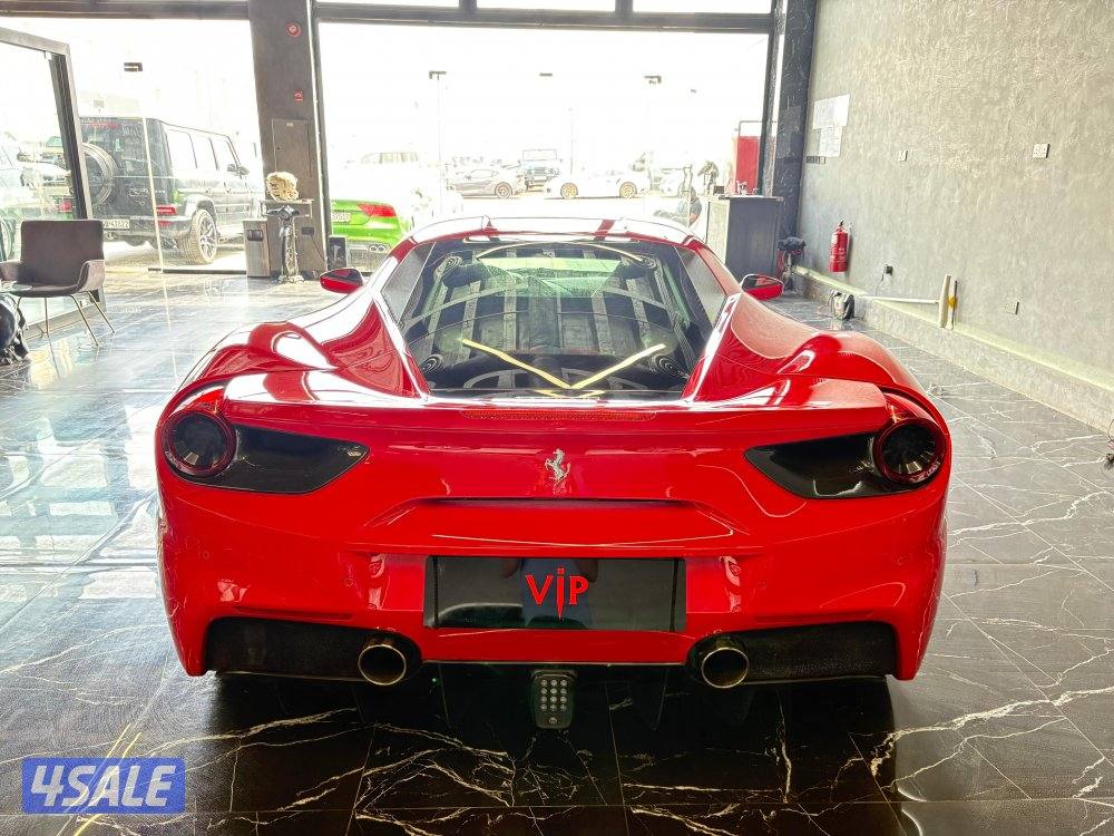 فيراري 488 GTB6