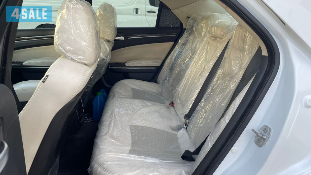 للبيع كرايسلر  c300   موديل 20157