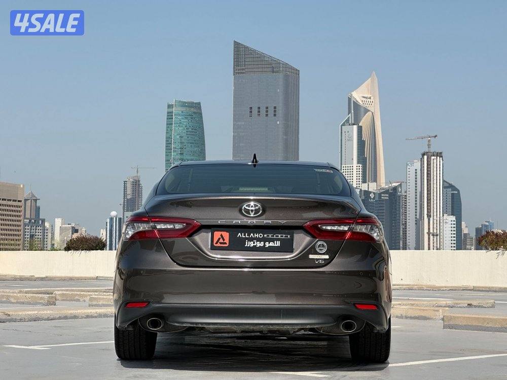 كامريV6 LIMITED EDITION موديل2023 عداد41الف وارد الساير3