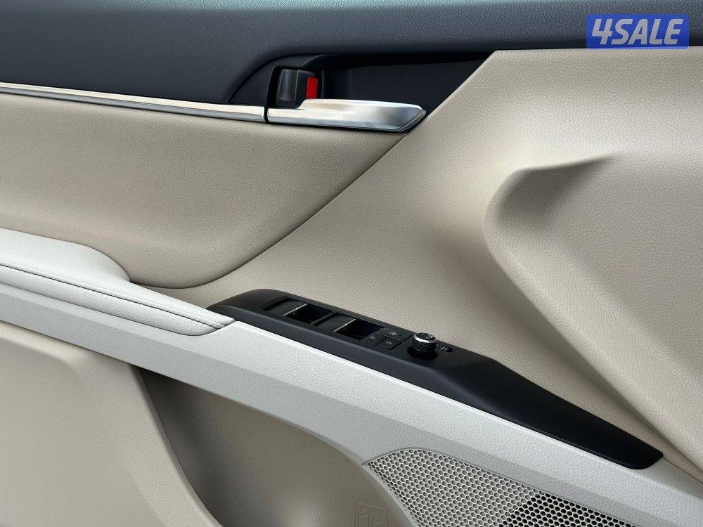 كامريV6 LIMITED EDITION موديل2023 عداد41الف وارد الساير10