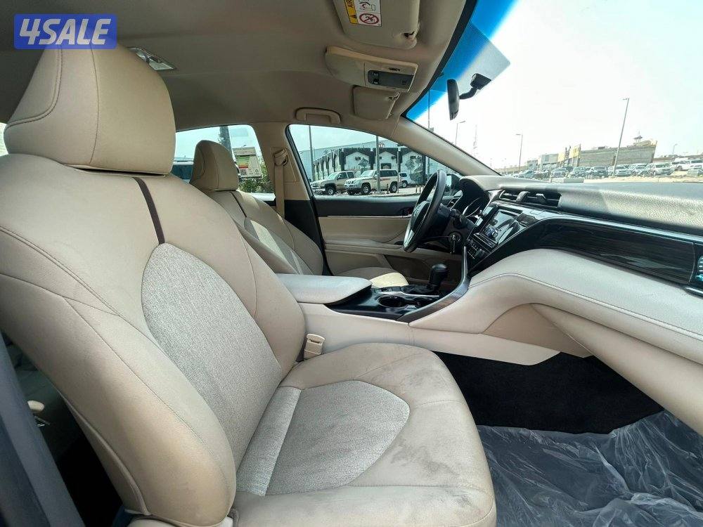 تويوتا كامرى LE موديل 2020 ماشى 91.000 k.m  وارد الساير4