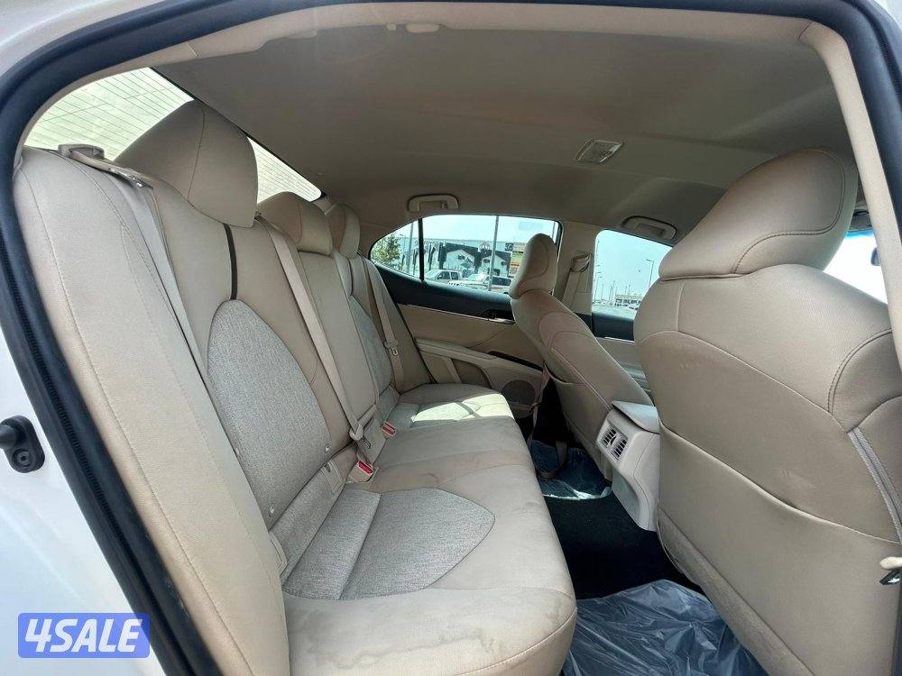 تويوتا كامرى LE موديل 2020 ماشى 91.000 k.m  وارد الساير5