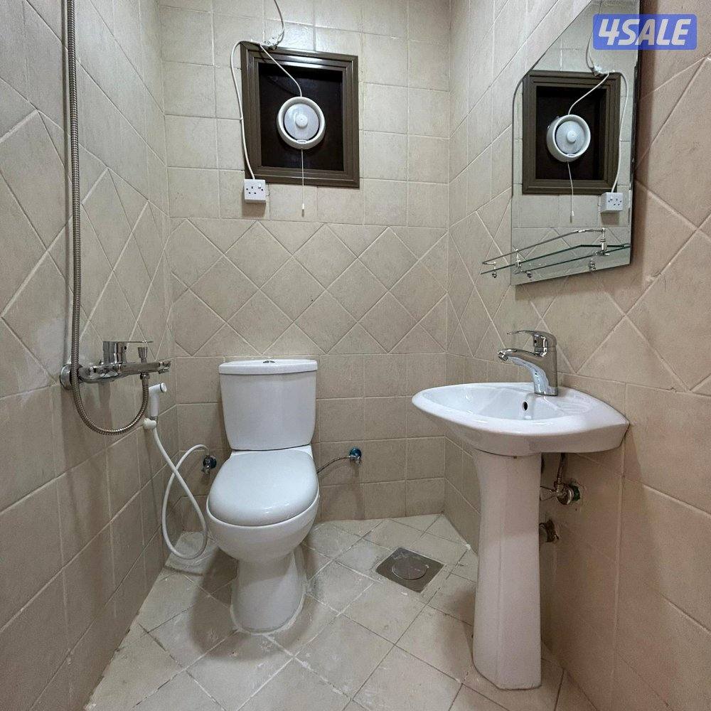 شقة مع شهر مجاني للإيجار في السالمية قطعة 65