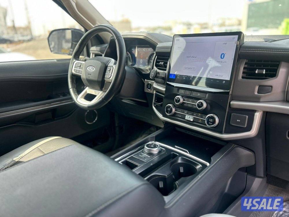 فورد اكسبديشن موديل 2022 ماشي 111.000 k.m وارد الغانم6
