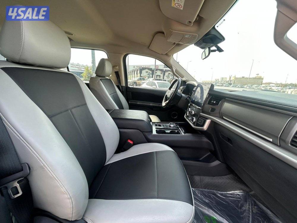 فورد اكسبديشن موديل 2022 ماشي 111.000 k.m وارد الغانم5