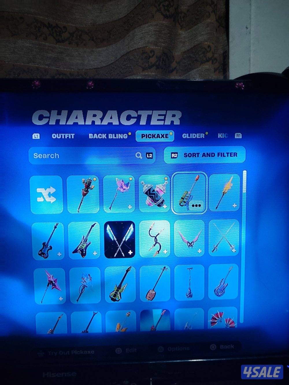 حساب فورت نايت فيه 1600 فيبوكس و 183 سكن و 224 اكس و 148 رقصه ز ترافيس6