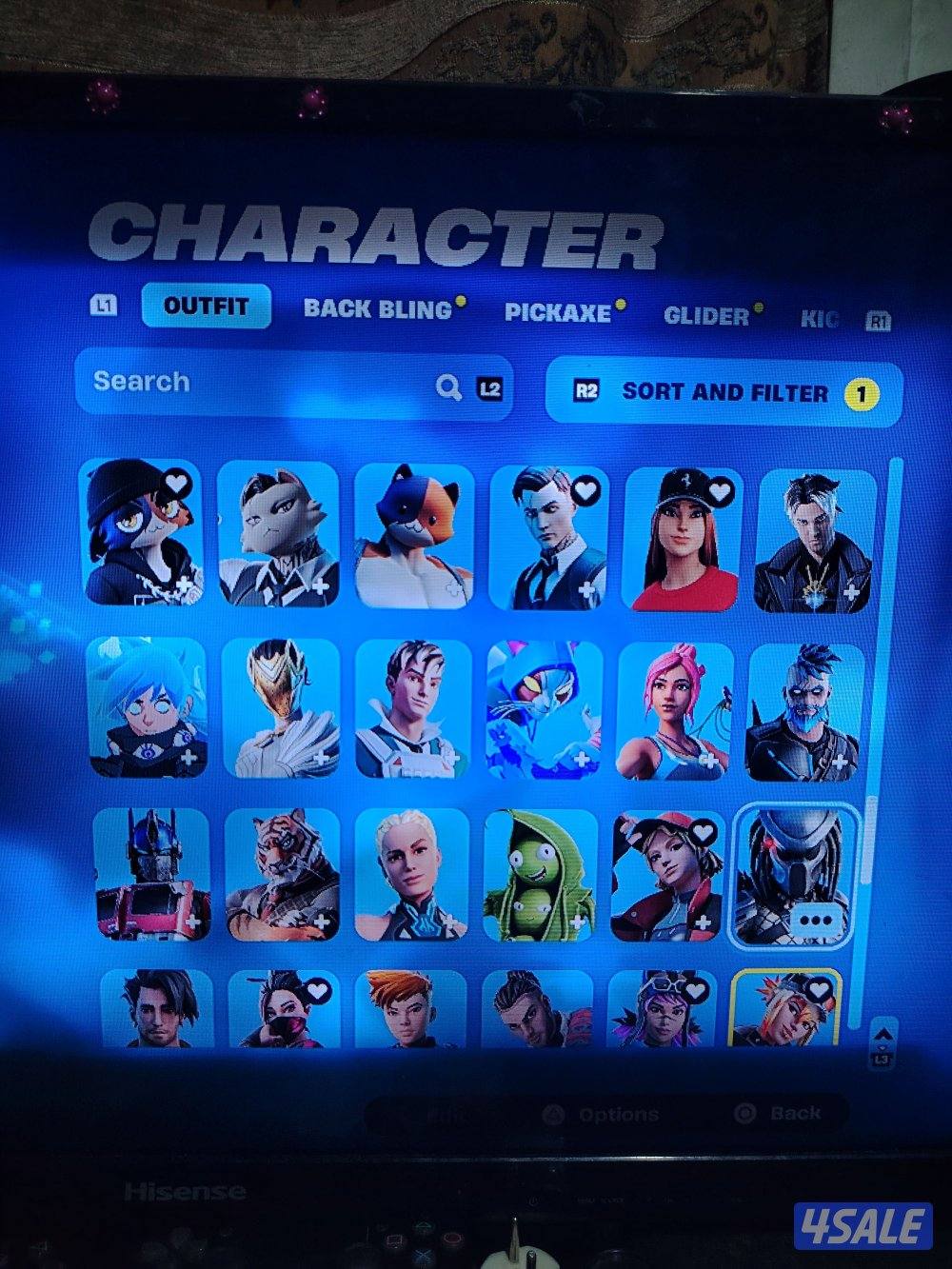 حساب فورت نايت فيه 1600 فيبوكس و 183 سكن و 224 اكس و 148 رقصه ز ترافيس9