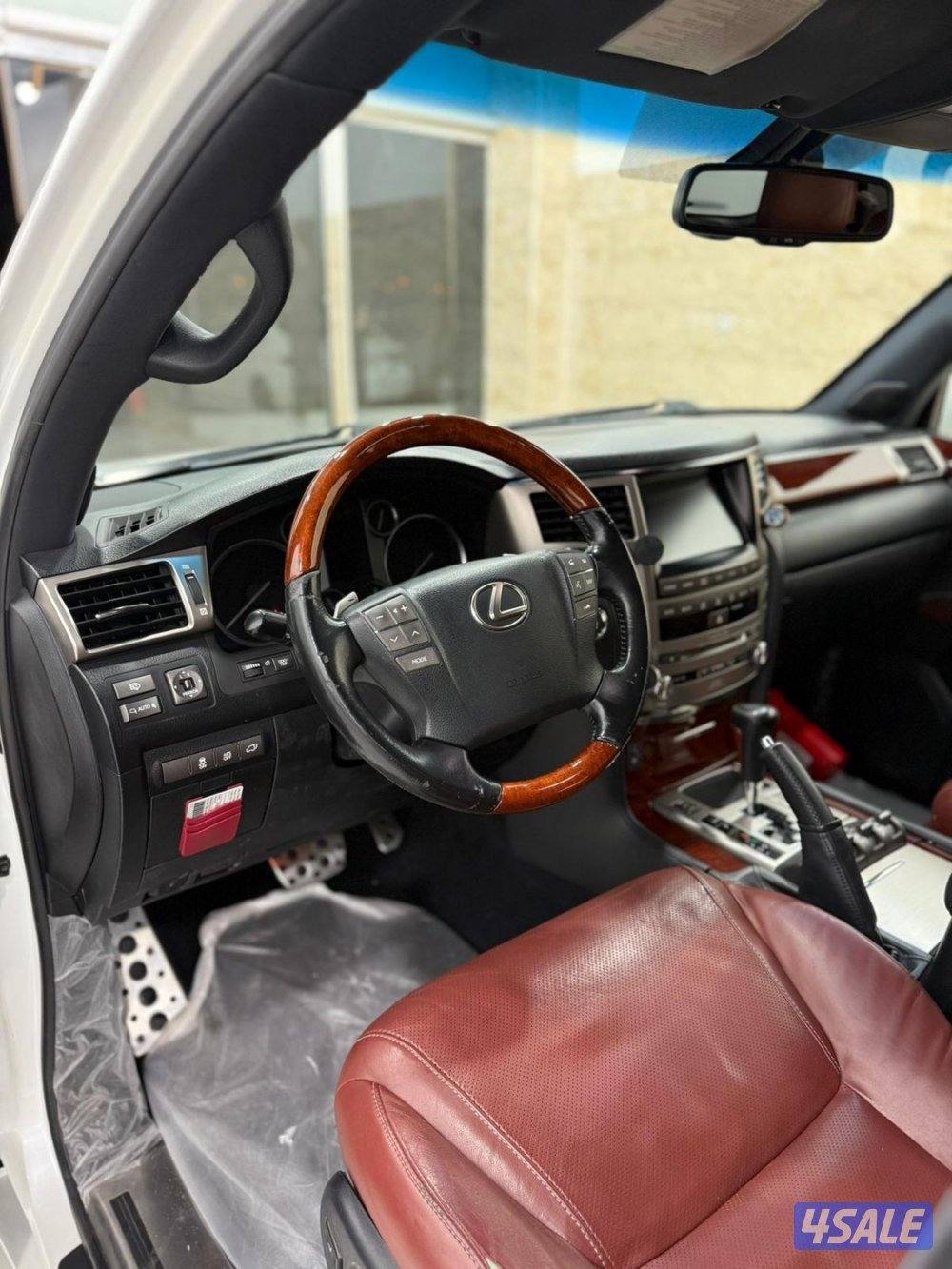 البيع جيب لكزس سبورت 20155