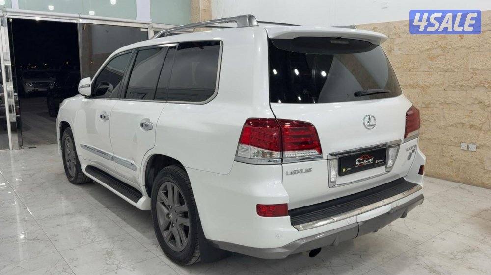 للبيع جيب لكزس سبورت 20152