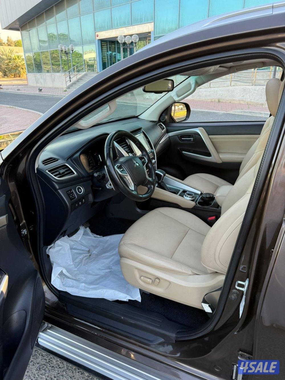 مونتيرو 2020  اعلى فئه بالوكاله فتحه وجلد وكاميرا 360 سيرفيس منتظم11