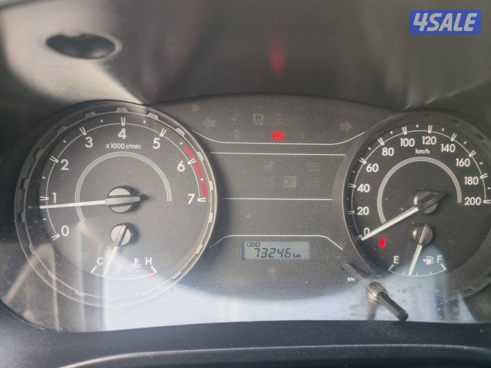 Toyota Hilux pick-up 2018 4x4 manual ( 73000 km )14