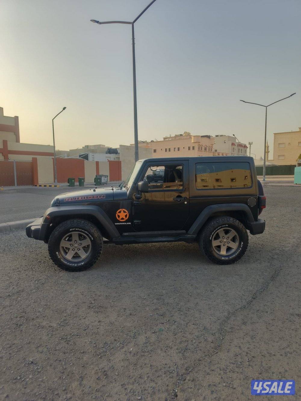 النشاما لبيع وشراء السيارات جيب رانجلر2