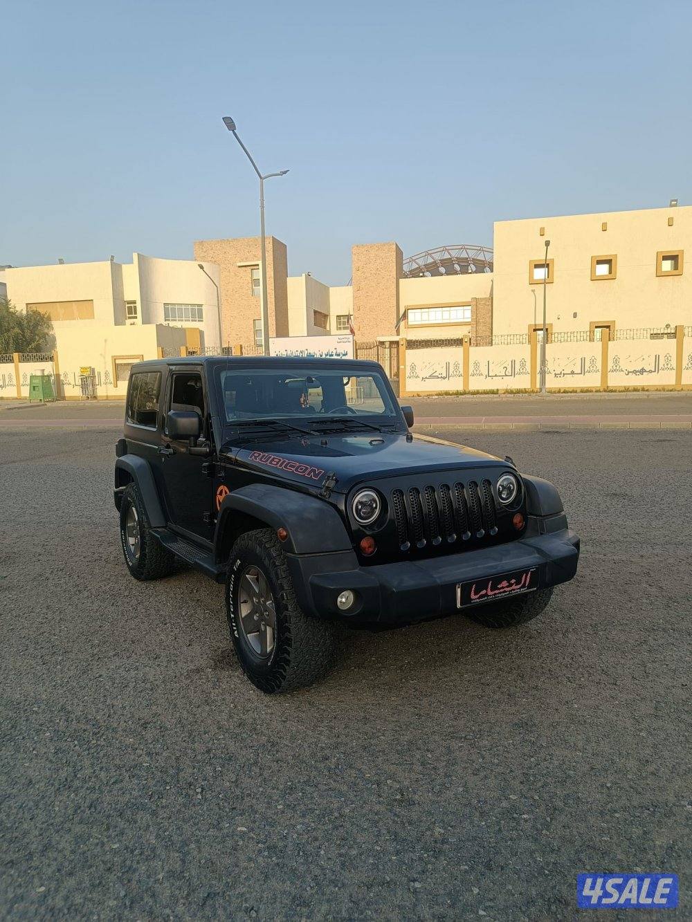 النشاما لبيع وشراء السيارات جيب رانجلر3