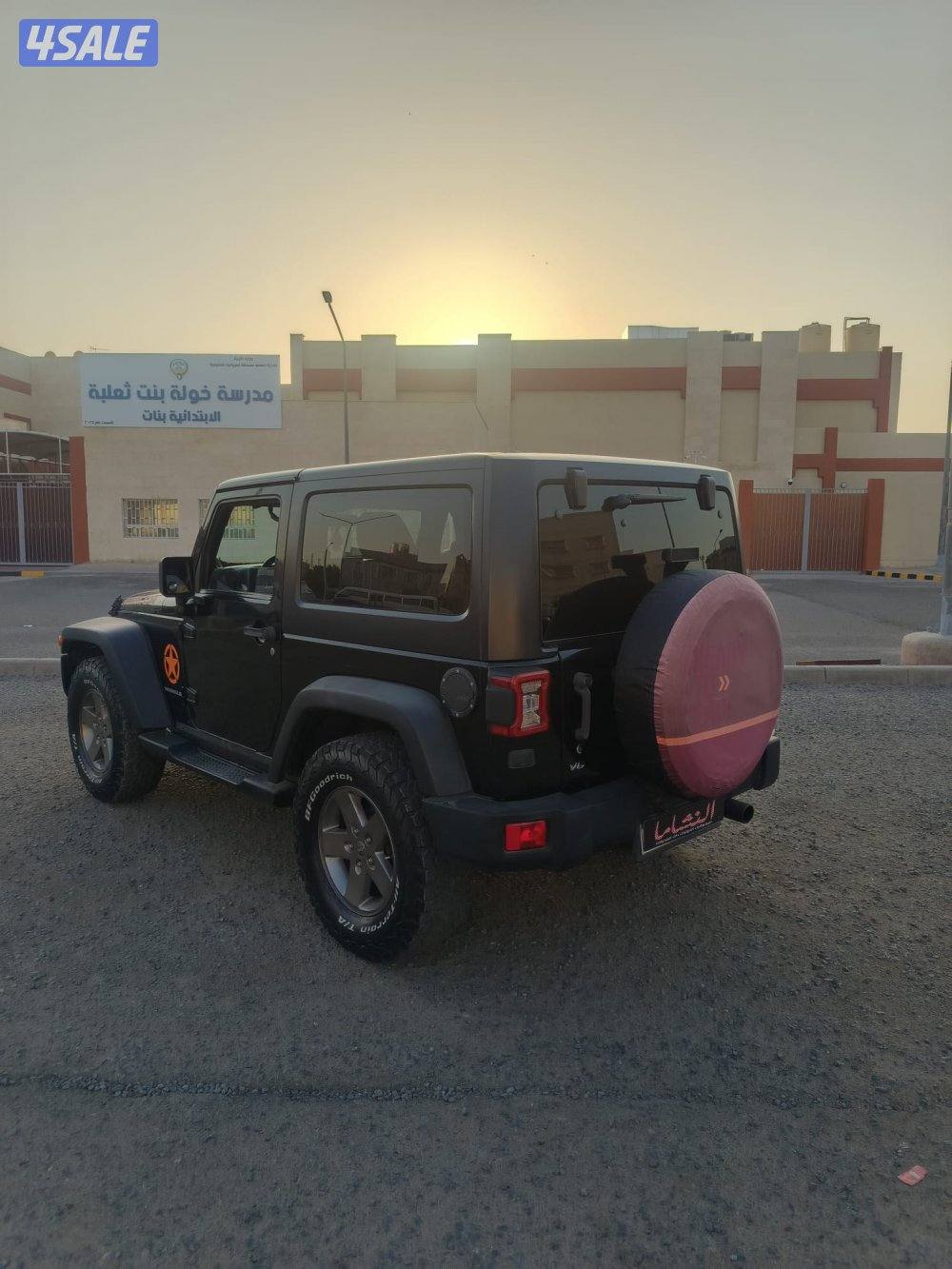 النشاما لبيع وشراء السيارات جيب رانجلر4