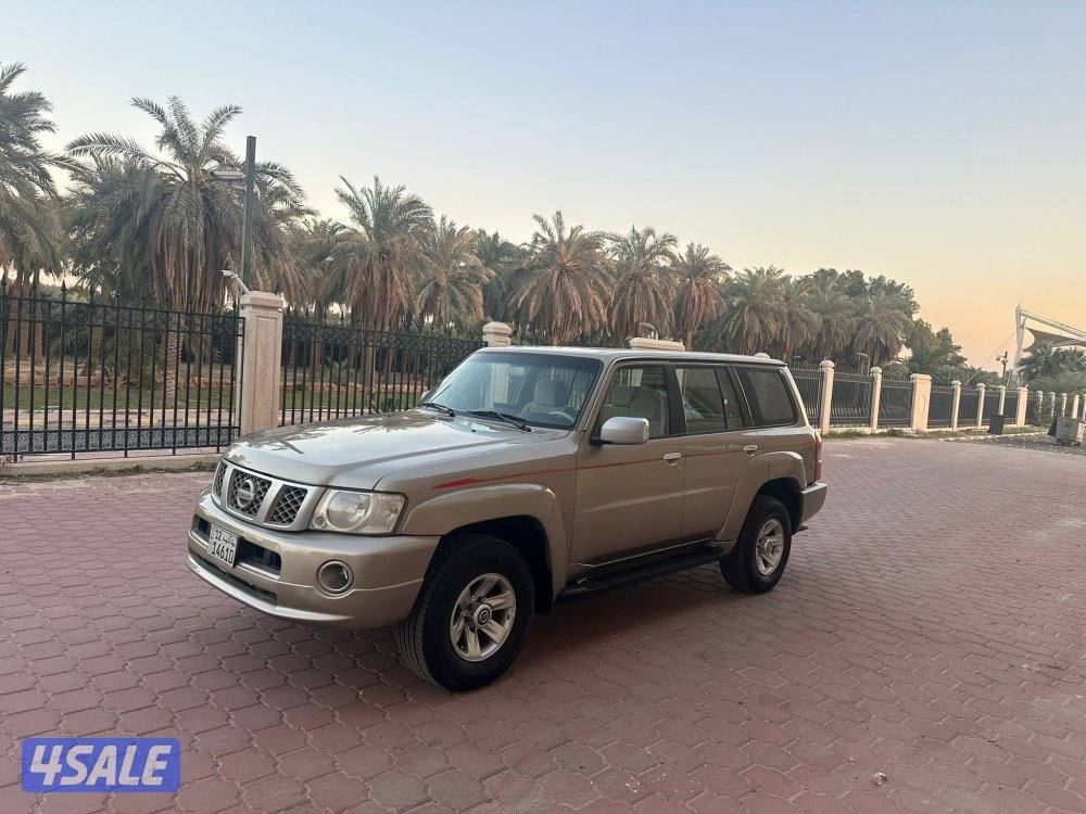 للبيع نيسان فتك موديل ٢٠٠٨1