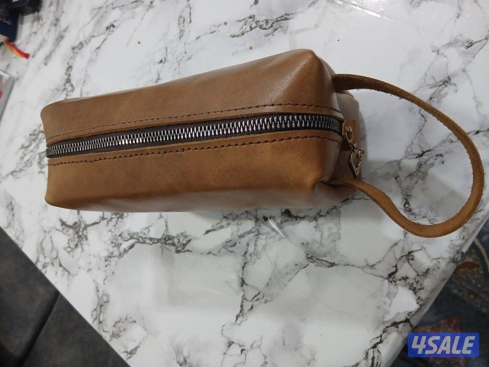 حقيبة جلد طبيعي فاخر - Hand Made من جلد Pull-Up الاصلى1