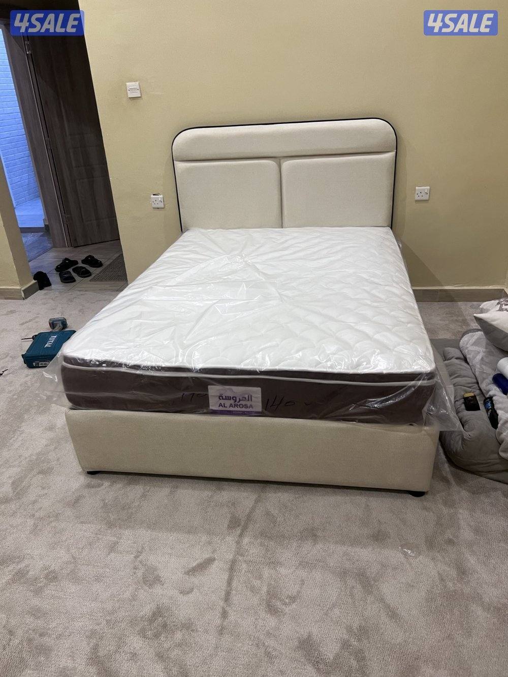 تفصال وجاهز حسب الطلب سرعه الإنجاز والتوصيل مجاني.4