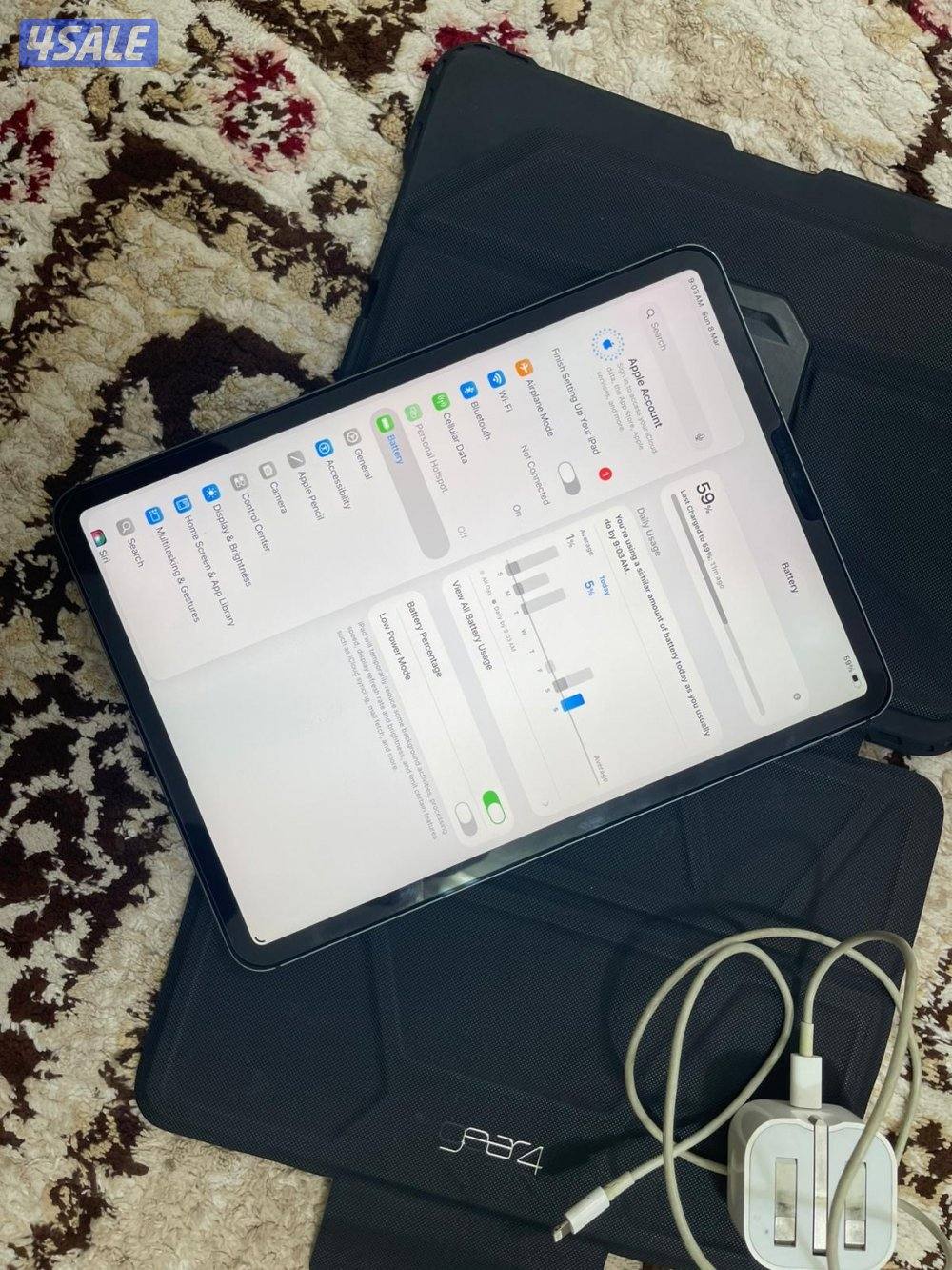 ايباد برو 11 انش 512 غيغا نظيف حيل مع الكفر والشاحن1