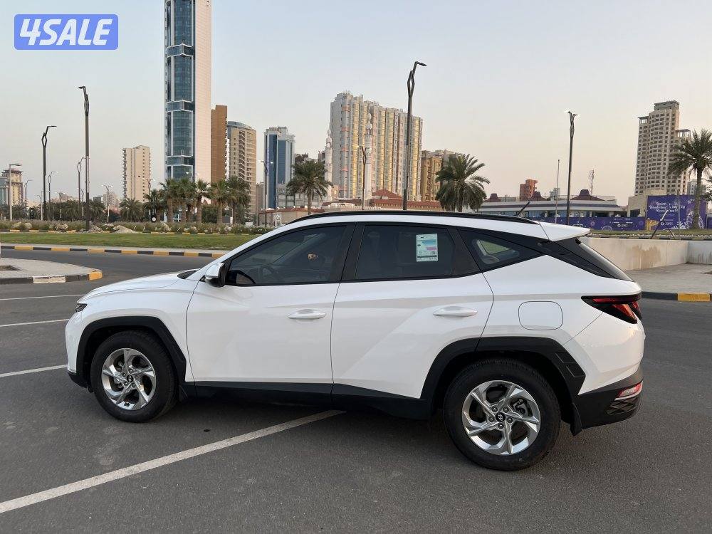 توسان 2023  ماشي ٨٠  ألف  بحالة جديدة سرفس منتظم بالوكالة8